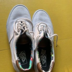 Vans! White w/tan leather and floral details. Men’s size 9 and Women’s size 10.5